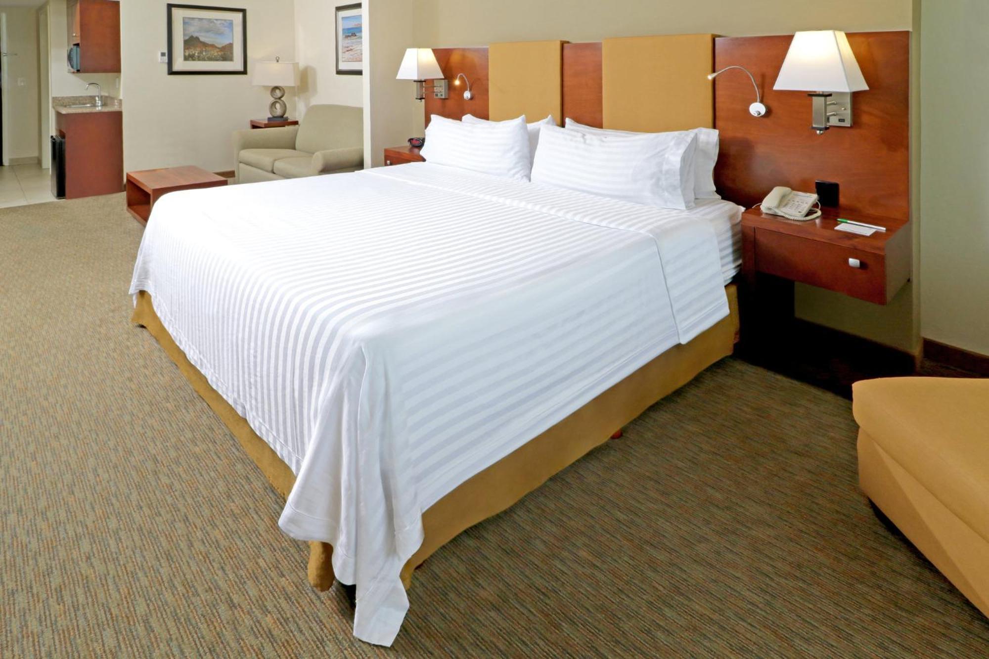 Holiday Inn Hotel & Suites Hermosillo Aeropuerto By Ihg Exteriér fotografie